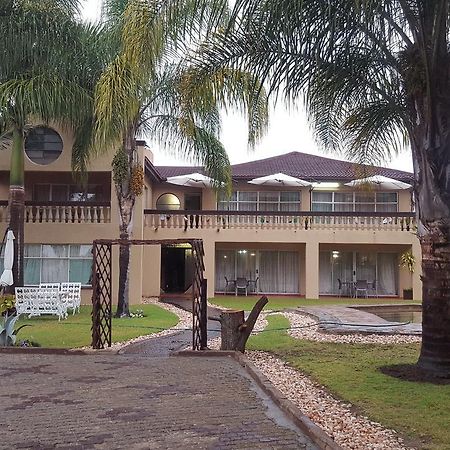 Urban Lifestyles Hotel Nyanda Exterior foto